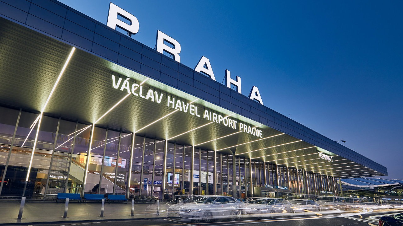 Transfer z Českých Budějovic do letiště Praha